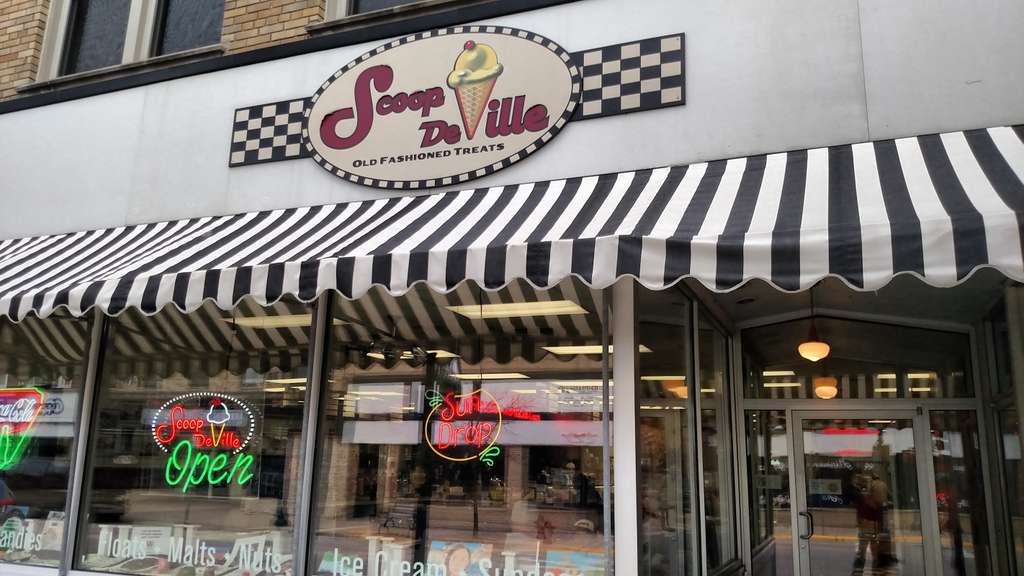 Scoop De Ville Ice Cream Shop