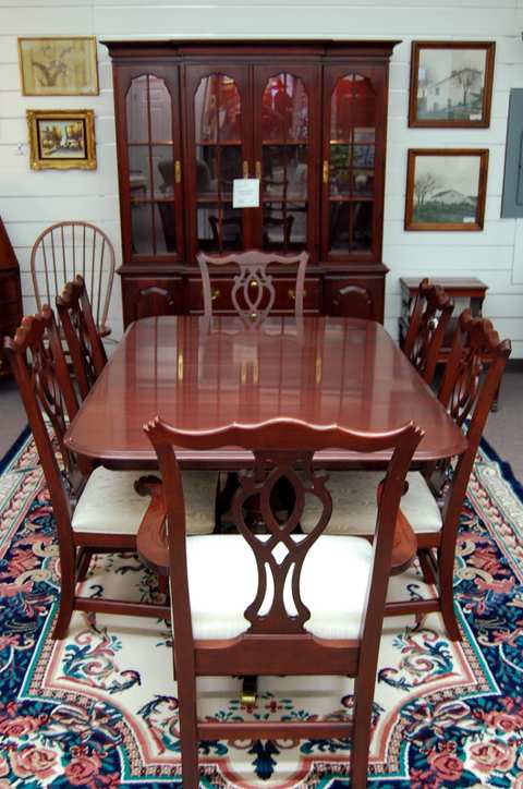 Furnish Traders — photo 3