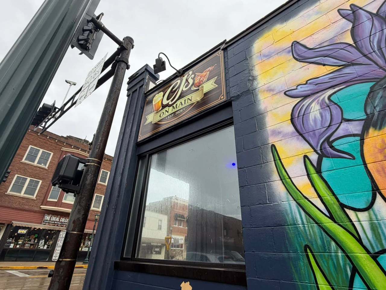 CJ'S on Main — photo 1